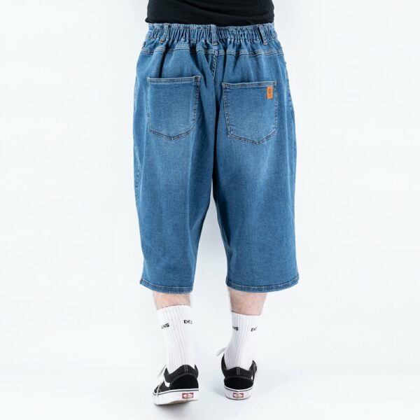 short-basic-light-dc-jeans-4
